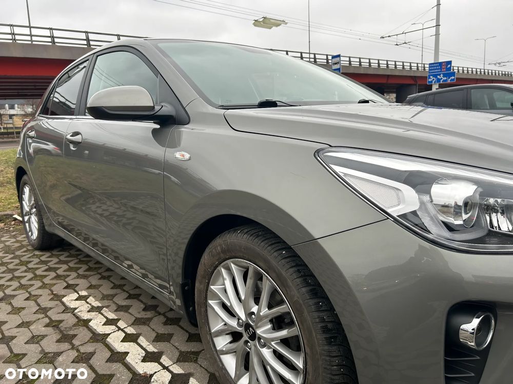 Kia Rio 1.4 XL - 11