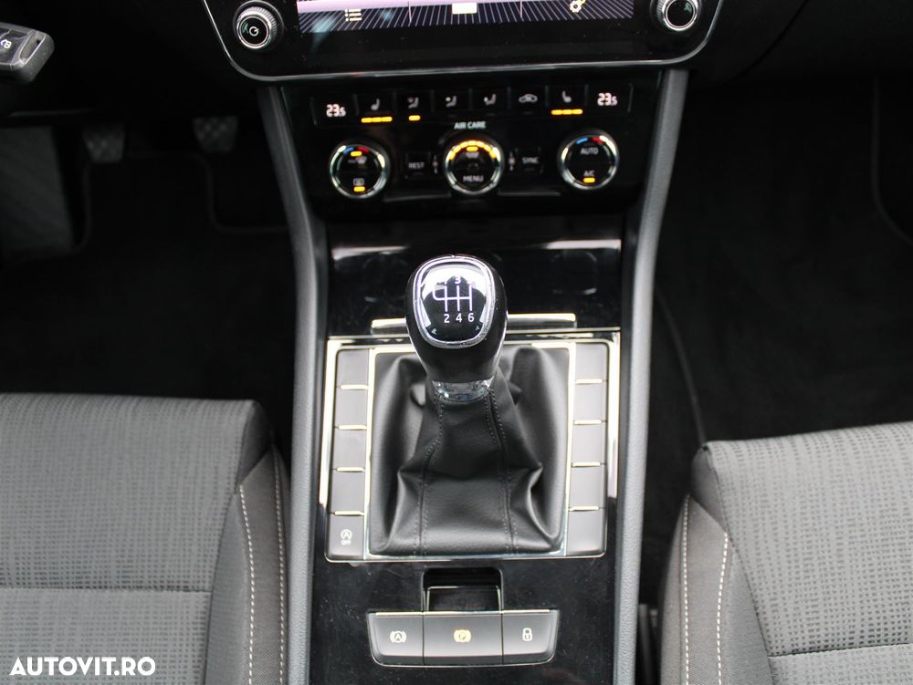 Skoda Superb 1.4 TSI Ambition - 20