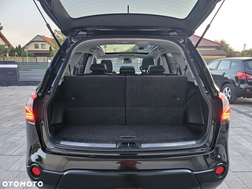 Nissan Qashqai+2 2.0 Tekna Premium - 20