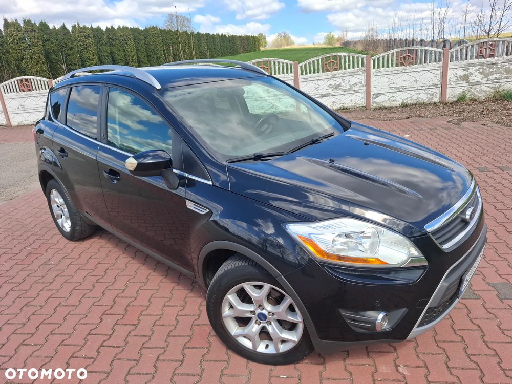 Ford Kuga 2.0 TDCi 2x4 Titanium - 10
