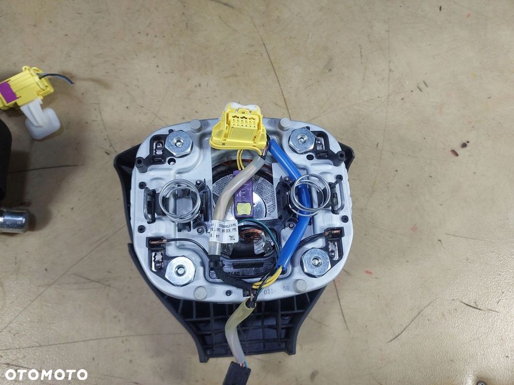 PASSAT B6 DESKA ROZDZIELCZA KONSOLA DEMONTAŻ - 5