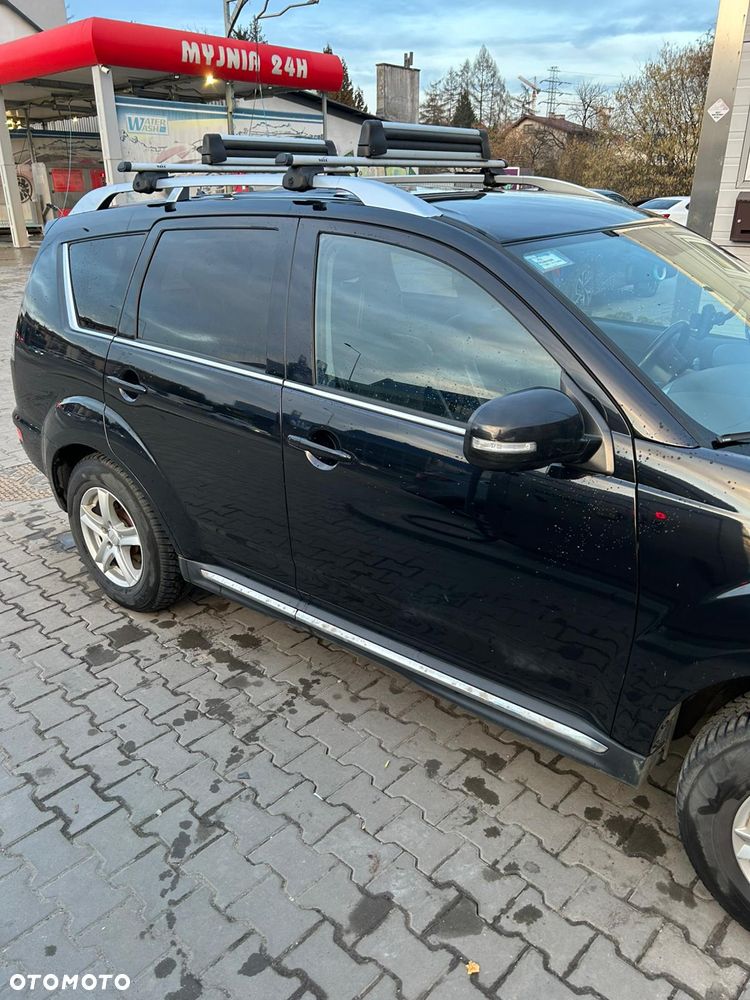 Mitsubishi Outlander 2.0 DID Intense + - 4