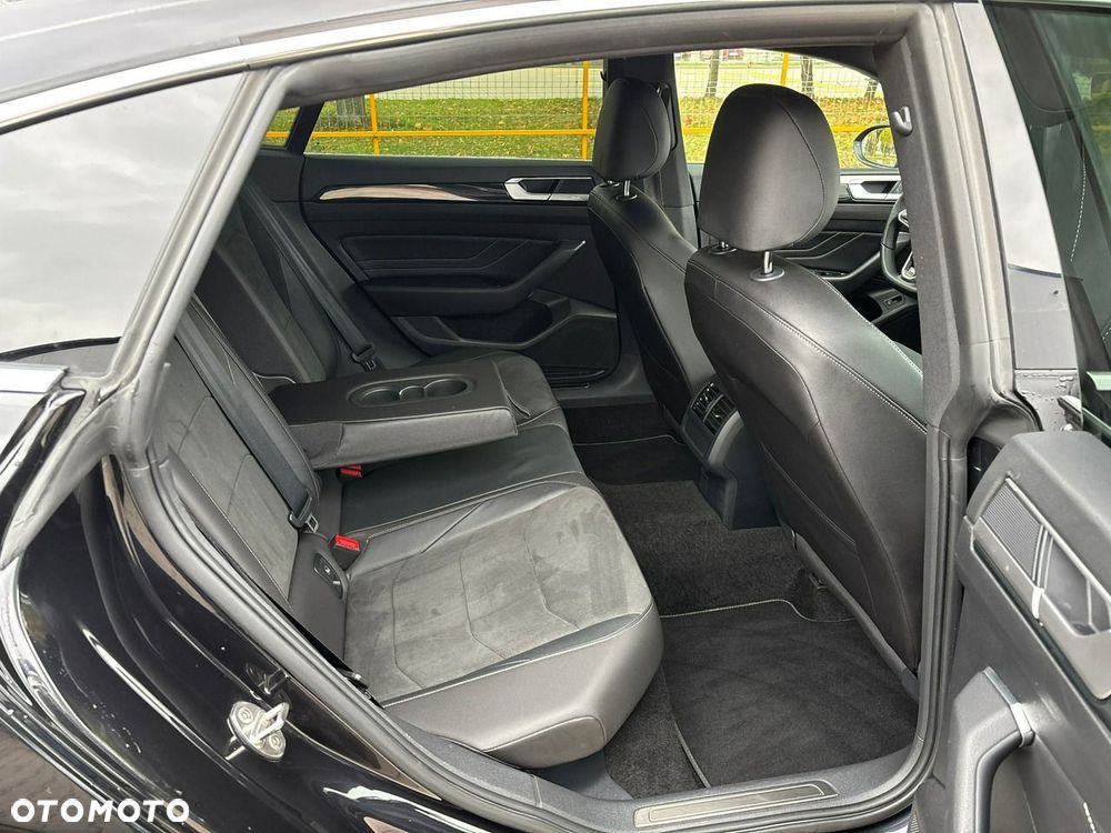 Volkswagen Arteon 2.0 TSI DSG R-Line - 17