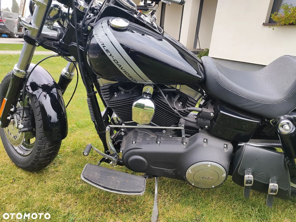 Harley-Davidson Dyna Fat Bob - 18