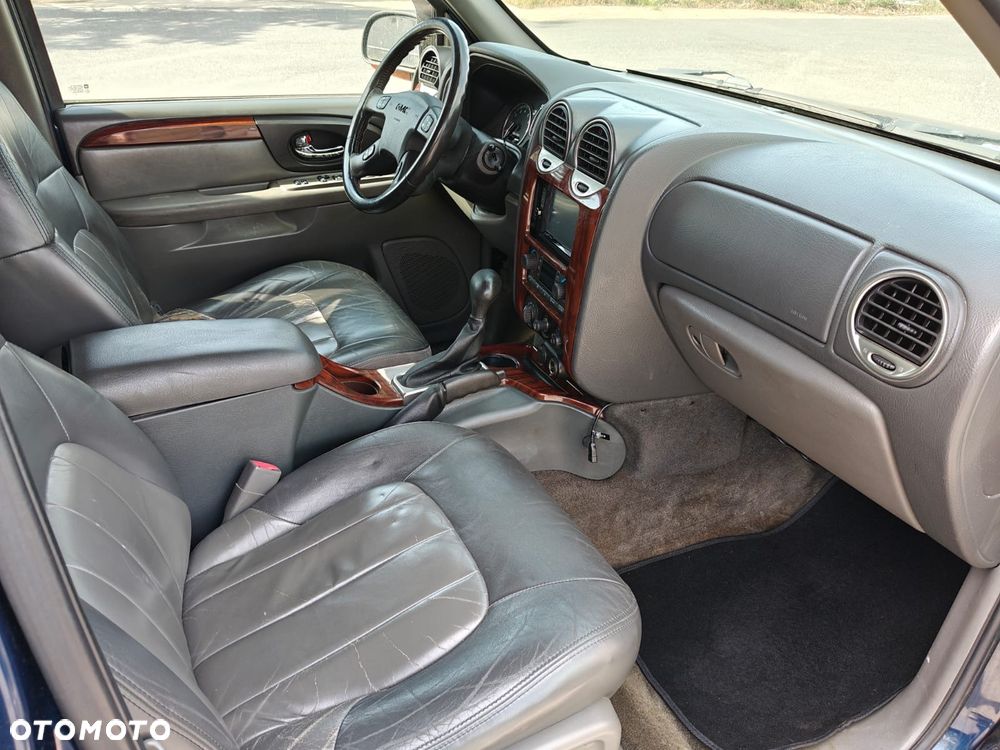 GMC Envoy - 12