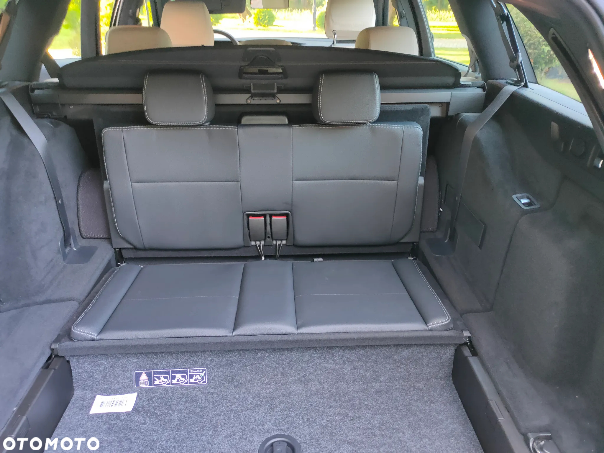 Mercedes-Benz Klasa E 450 4Matic T 9G-TRONIC Avantgarde - 29