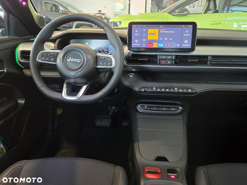 Jeep Avenger 1.2 T3 mHEV 85th Anniversary eDCT6 - 9
