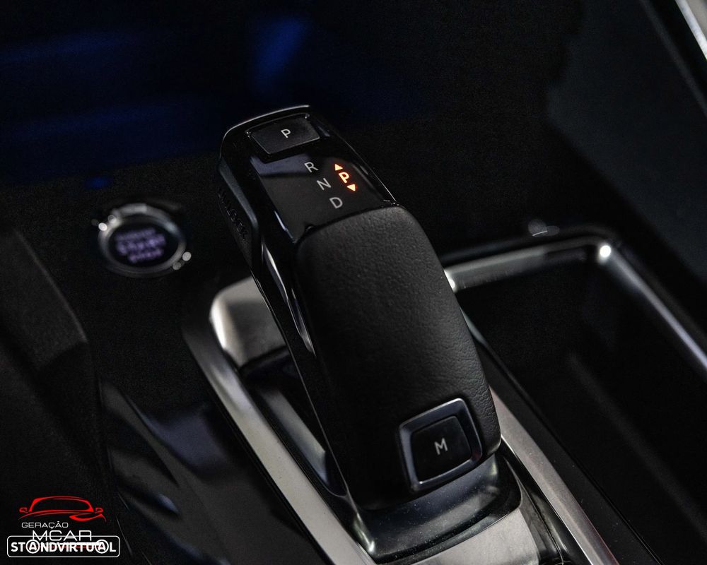 Peugeot 5008 1.5 BlueHDi GT Line EAT8 - 4