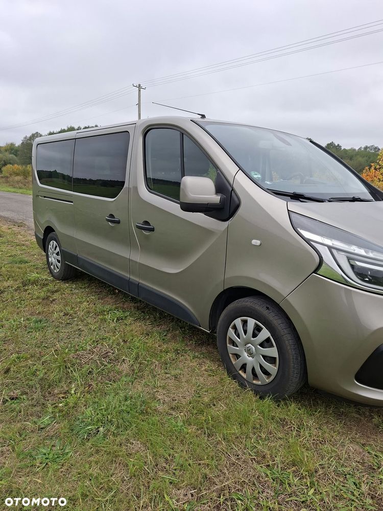 Renault Trafic 2019 photo 2