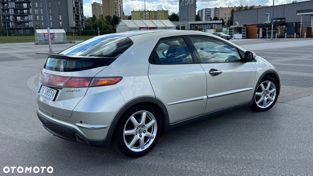 Honda Civic 1.8 Sport - 3