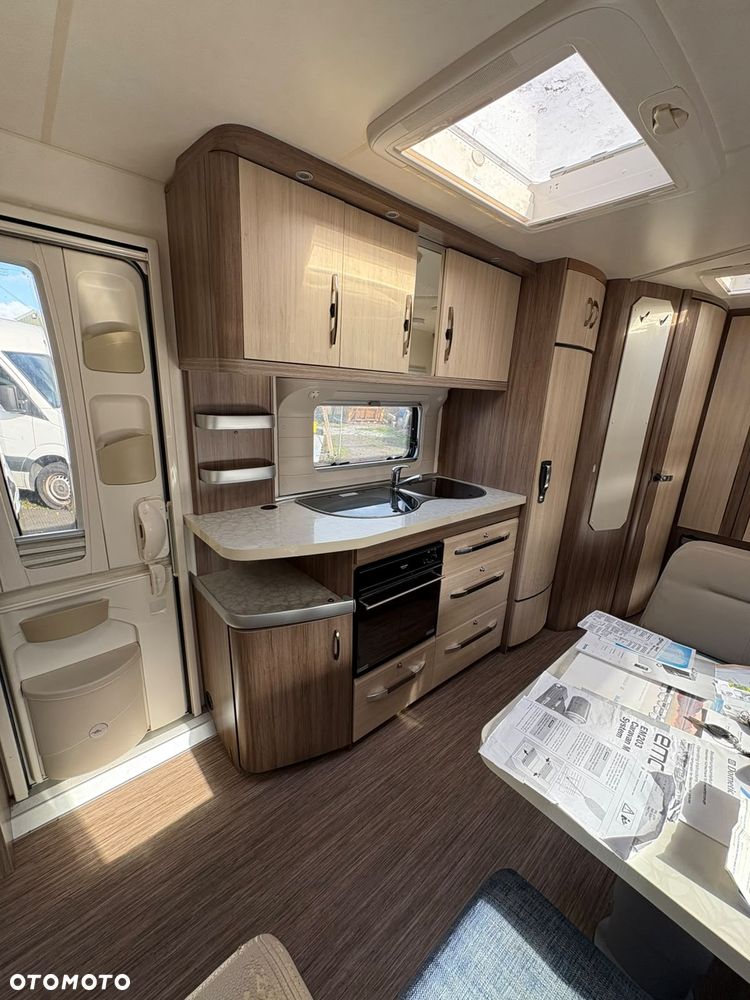 Hobby DE LUXE 545 KMF - 9