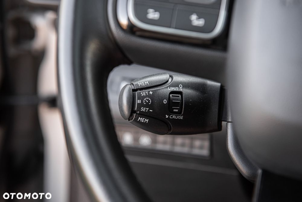 Citroën Berlingo XL BlueHDi 130 PLUS - 27
