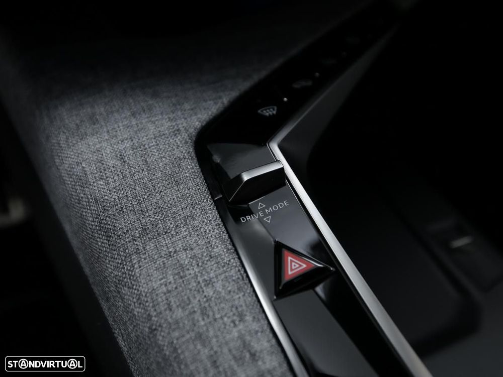 Peugeot E-3008 73 kWh GT - 19