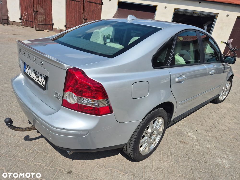 Volvo S40 T5 AWD Momentum - 3