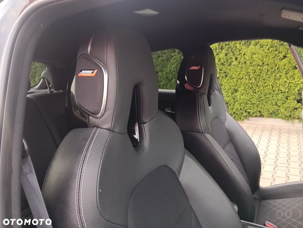 Nissan Juke 1.0 DIG-T Tekna - 1