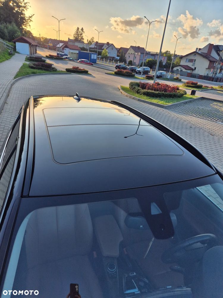 BMW Seria 3 320d Luxury Line - 12