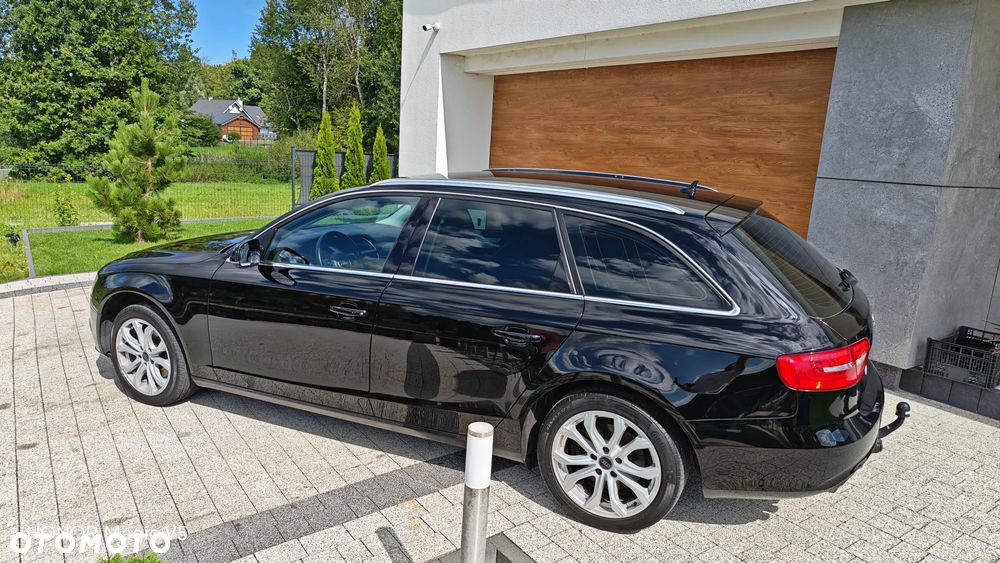 Audi A4 Avant 2.0 TDI DPF multitronic S line Sportpaket - 33