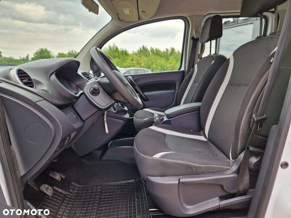 Renault Kangoo dCi 90 FAP Grand - 9