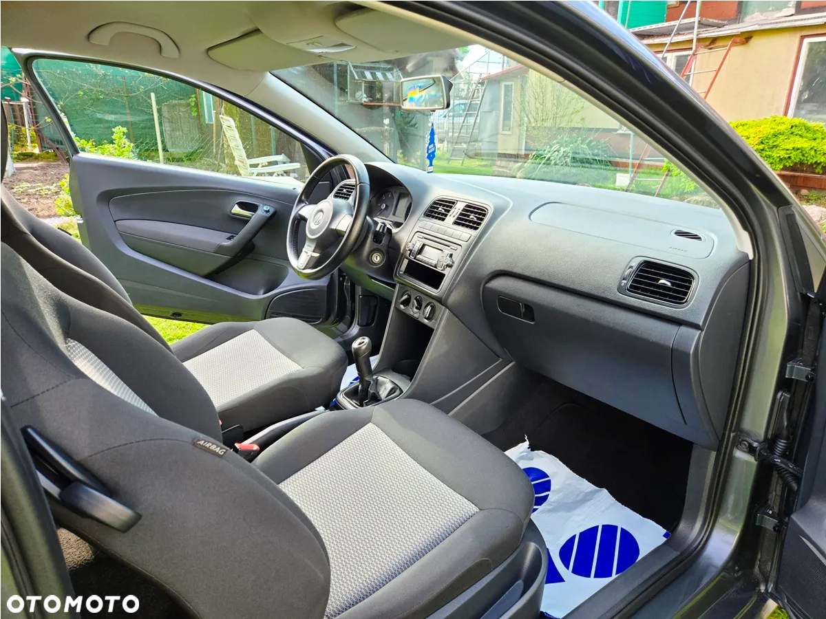 Volkswagen Polo 1.6 TDI Life - 24