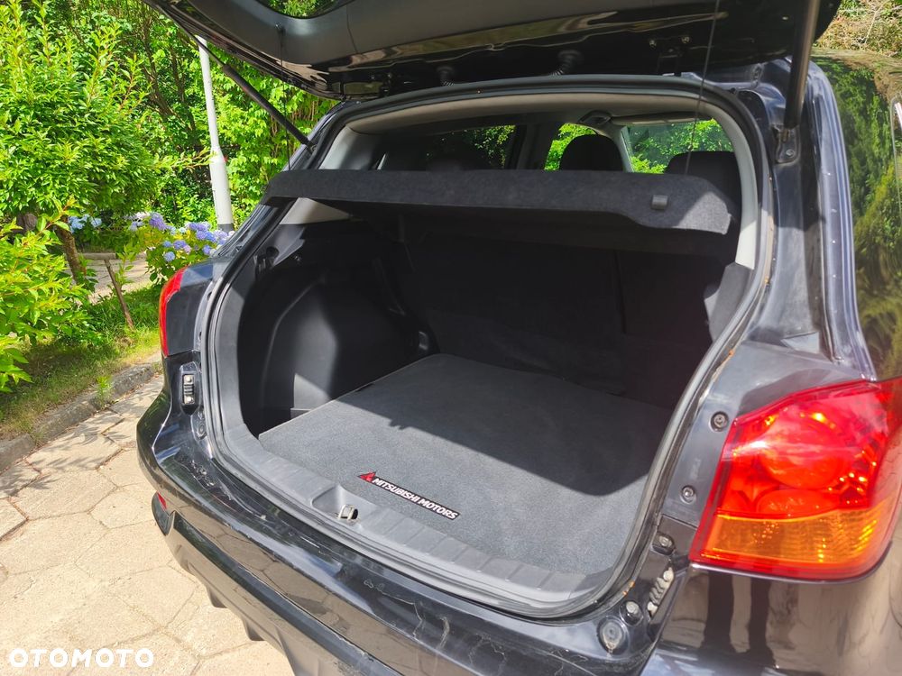 Mitsubishi ASX - 14