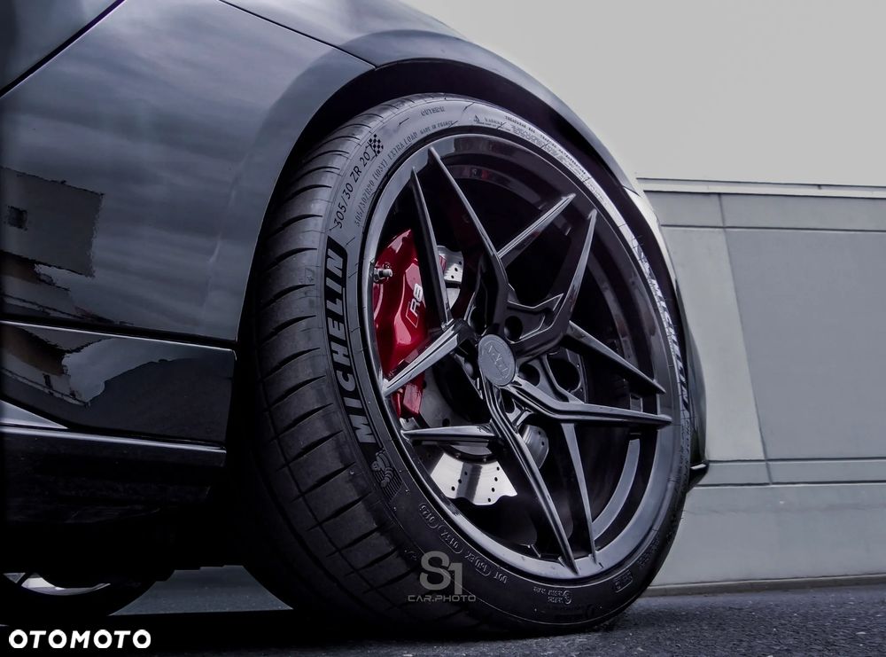 Audi R8 Spyder V10 RWD - 17