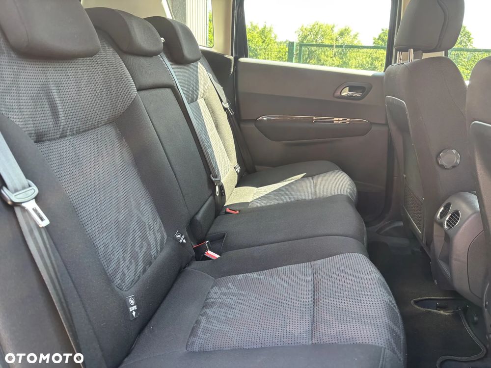 Peugeot 3008 1.6 Active - 11