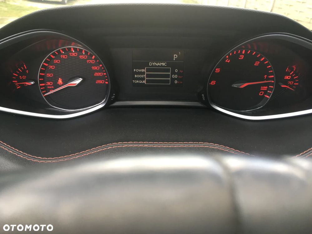 Peugeot 308 - 15