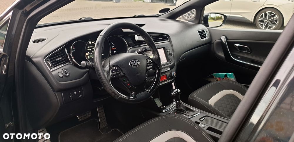 Kia Ceed 1.6 CRDi 136 DCT ISG GT Line - 26