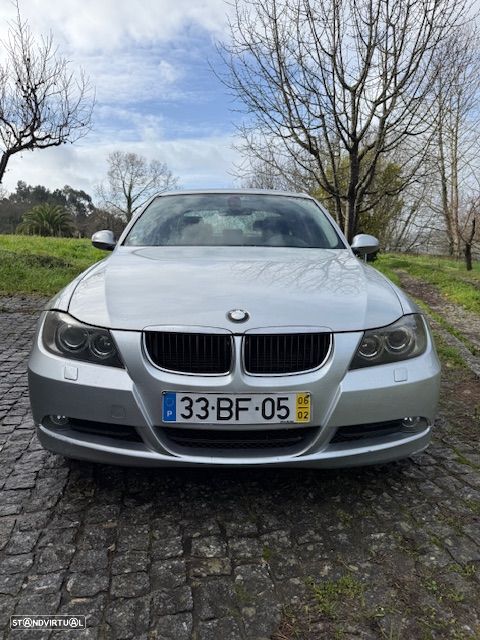 BMW 320 d - 4