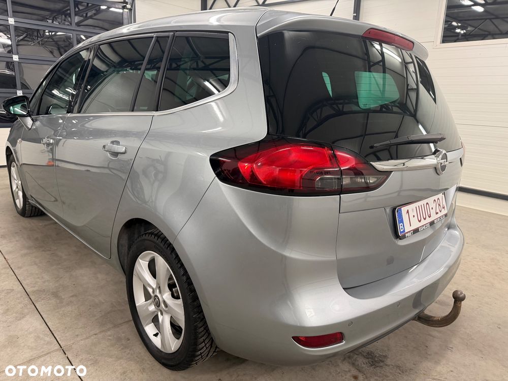 Opel Zafira - 24
