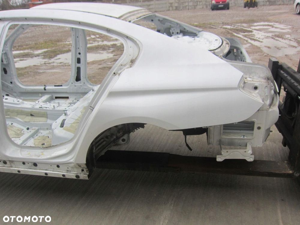 BMW 6 F06 GRAN COUPE BŁOTNIK LEWY PRAWY PAS TYLNY TYŁ ĆWIARTKA WANNA - 2
