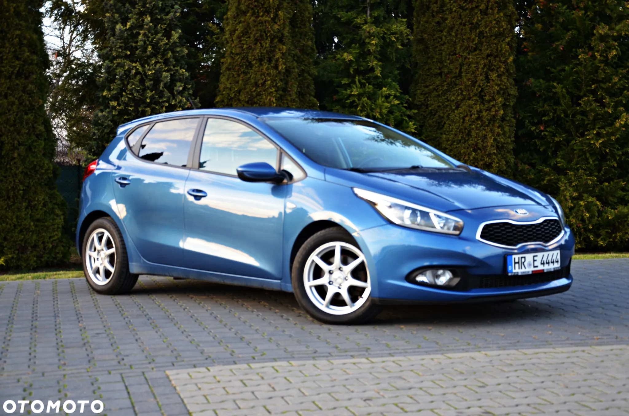 Kia Ceed - 9