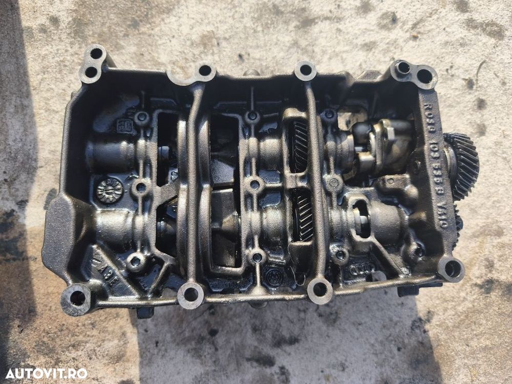 Pompă de ulei cu balansoare 2.0 tdi BMR BMN 170 Volkswagen Passat B6 - 3