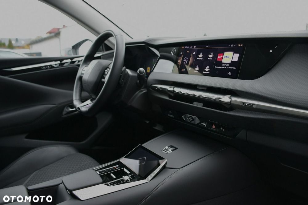 DS Automobiles DS 4 1.6 E-Tense Cross Trocadero - 18