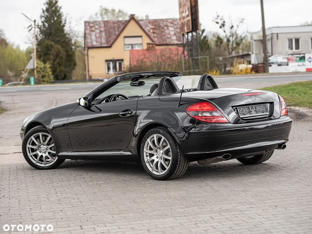 Mercedes-Benz SLK 350 7G-TRONIC - 7