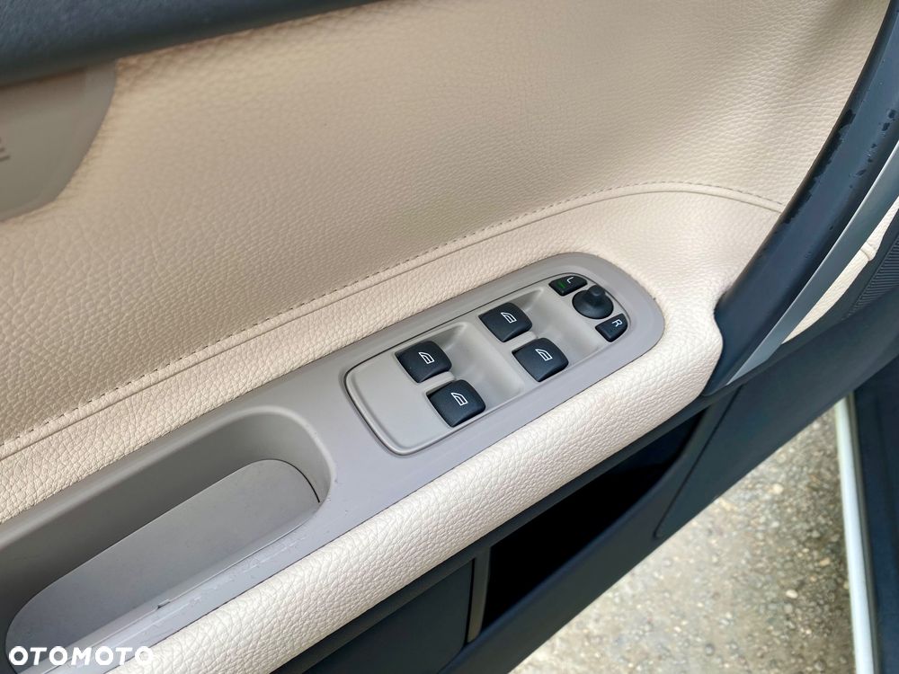 Volvo C70 T5 Summum - 28