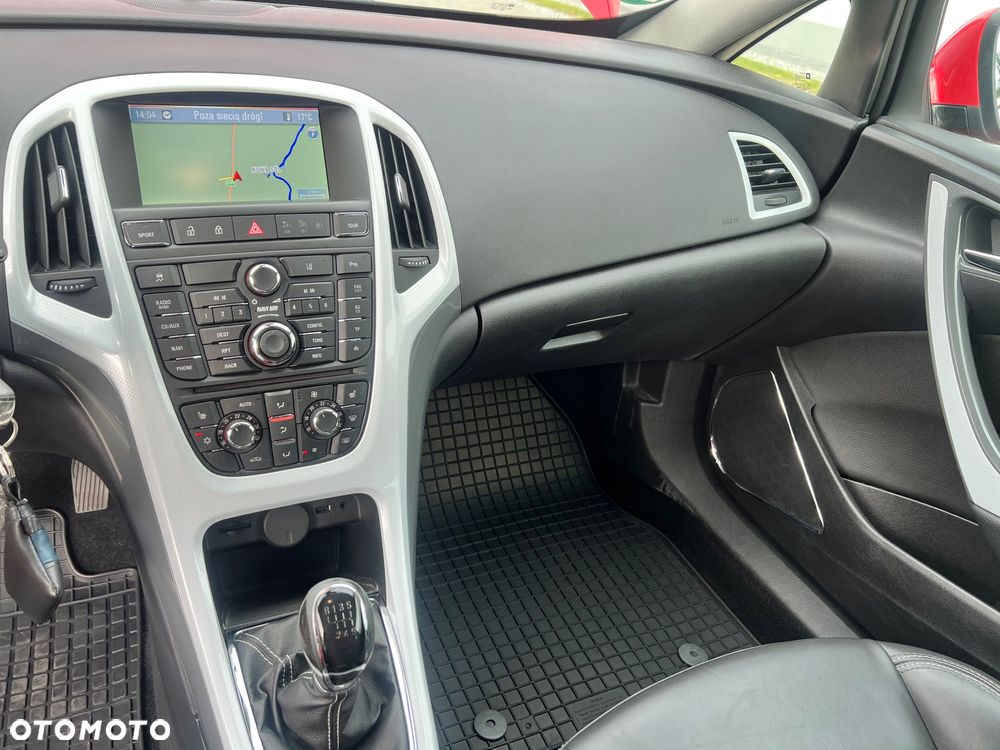 Opel Astra 1.6 Turbo Edition - 21