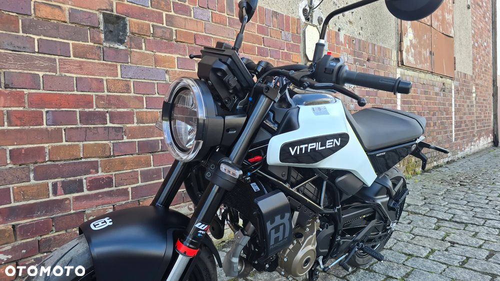 Husqvarna Vitpilen - 3