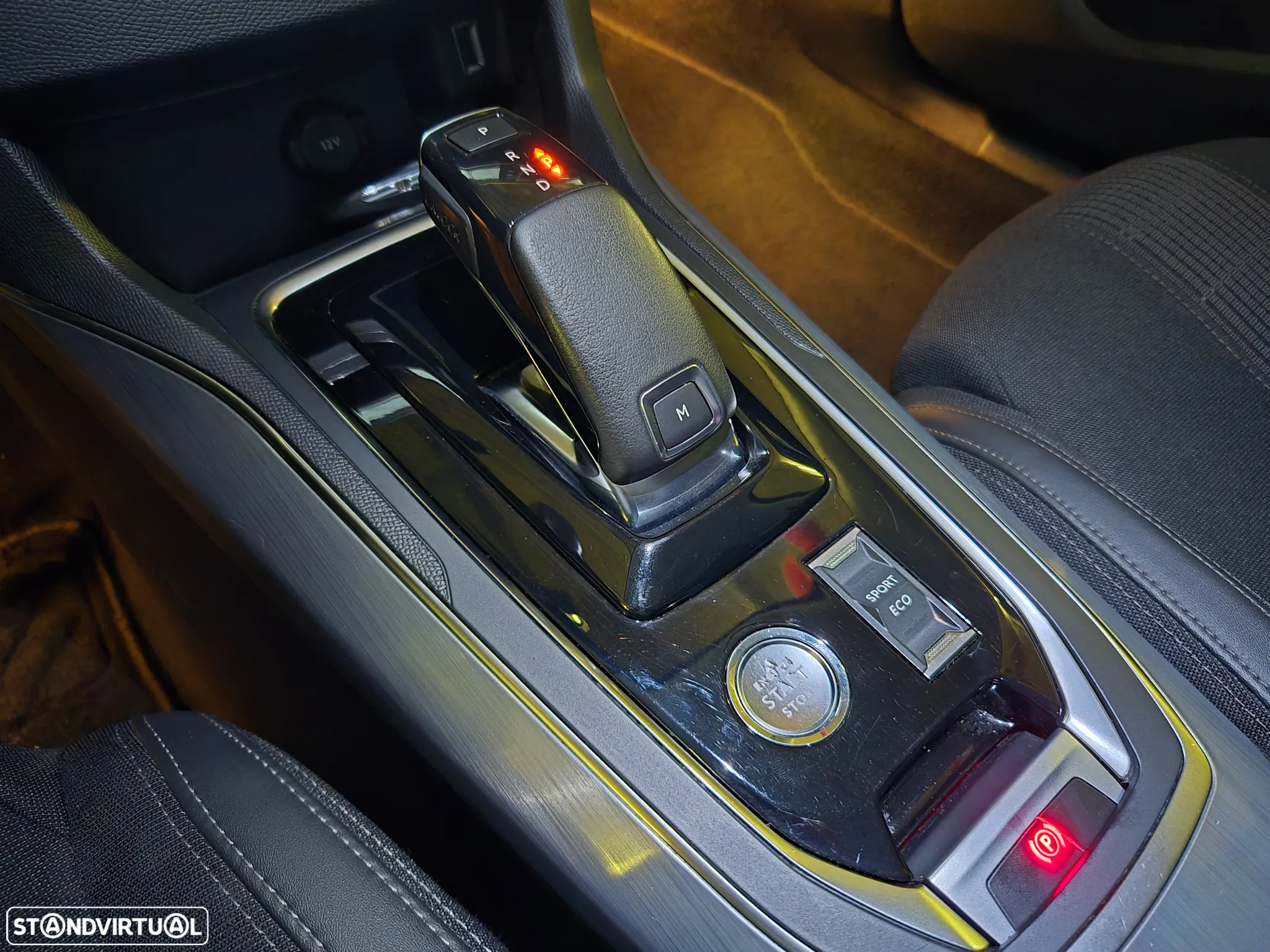 Peugeot 308 SW 1.5 BlueHDi Allure Pack EAT8 - 14