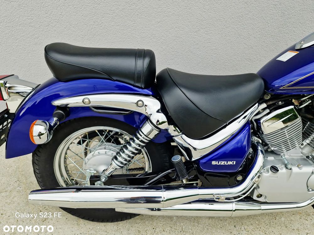 Suzuki Intruder - 29