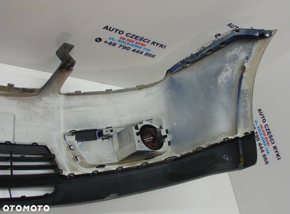 Ford C-MAX MK1  Zderzak Przód - 11