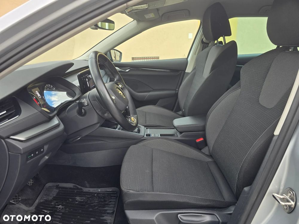 Skoda Octavia 1.5 TSI ACT Style - 10