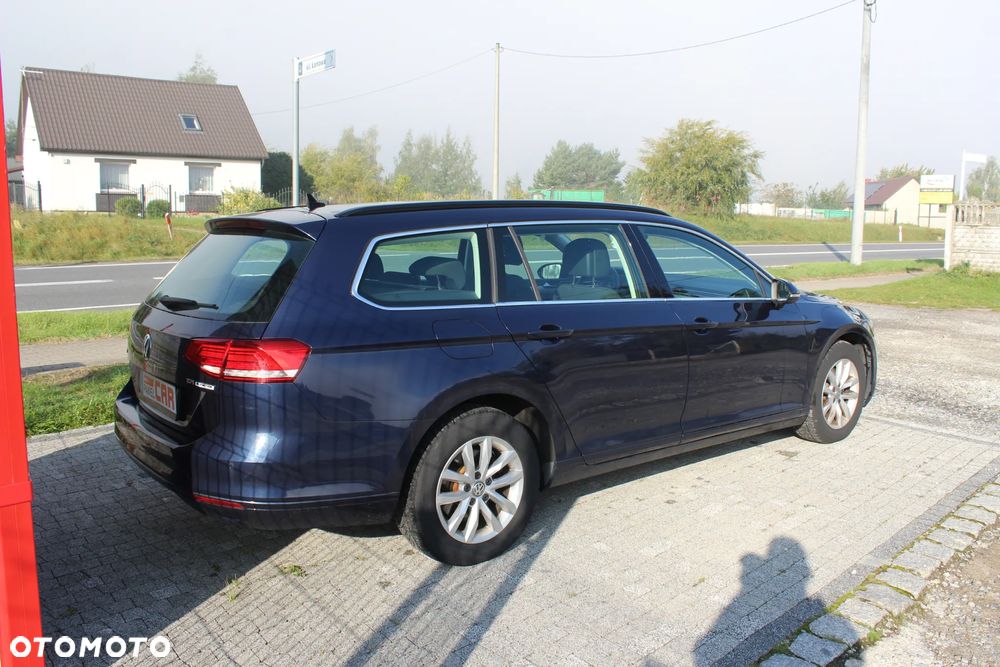 Volkswagen Passat Variant 1.6 TDI SCR DSG Comfortline - 14