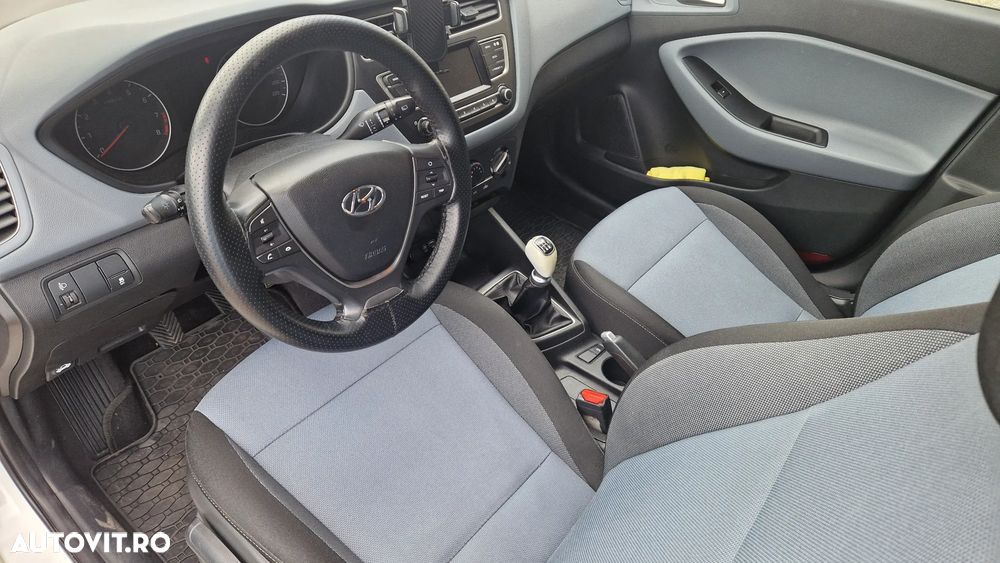 Hyundai i20 - 6