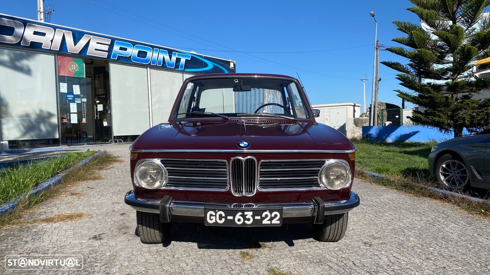 BMW 2002 - 4