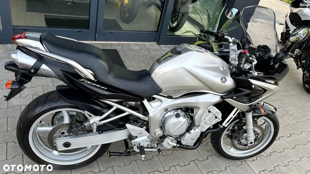 Yamaha FZ6 - 10