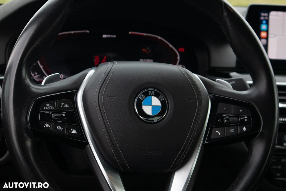 BMW Seria 5 530e AT PHEV - 27