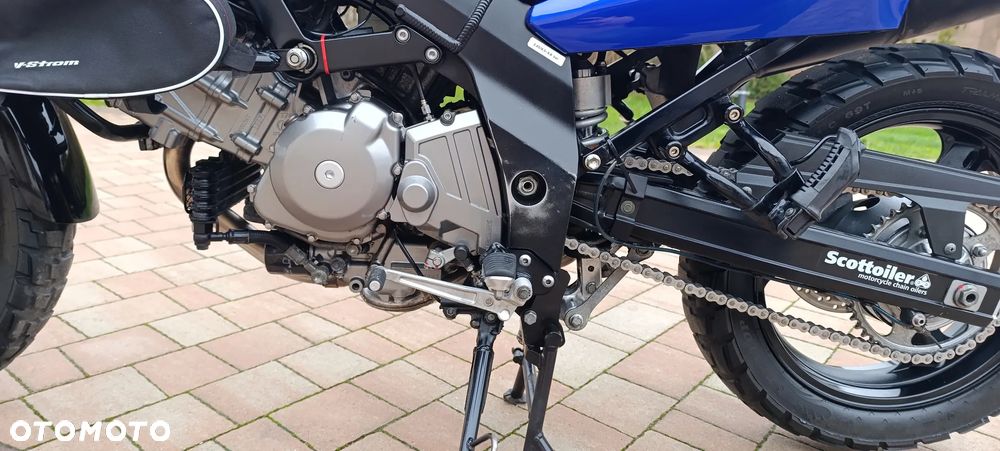 Suzuki V-STROM - 36