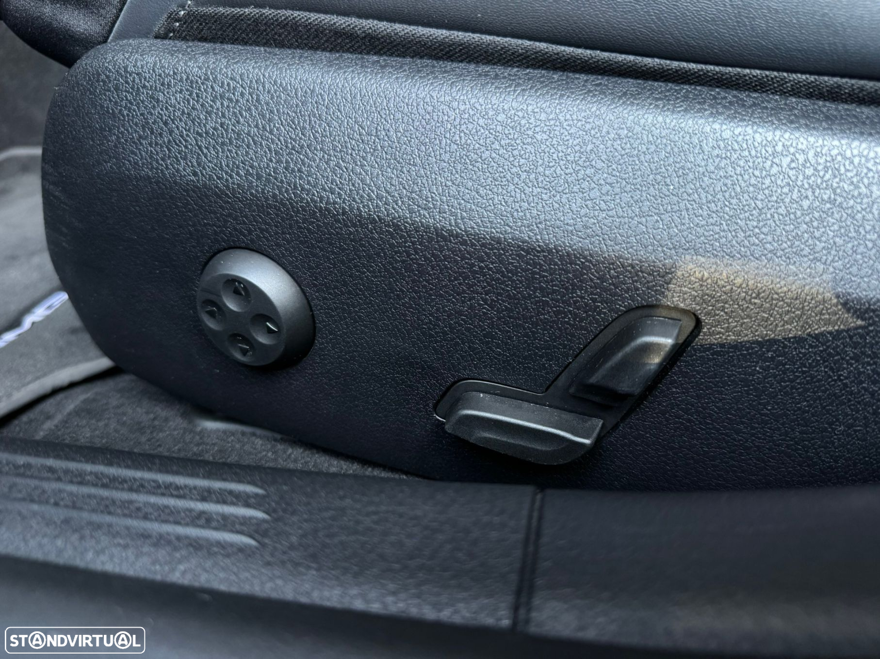 Mercedes-Benz C 300 d AMG Line - 14