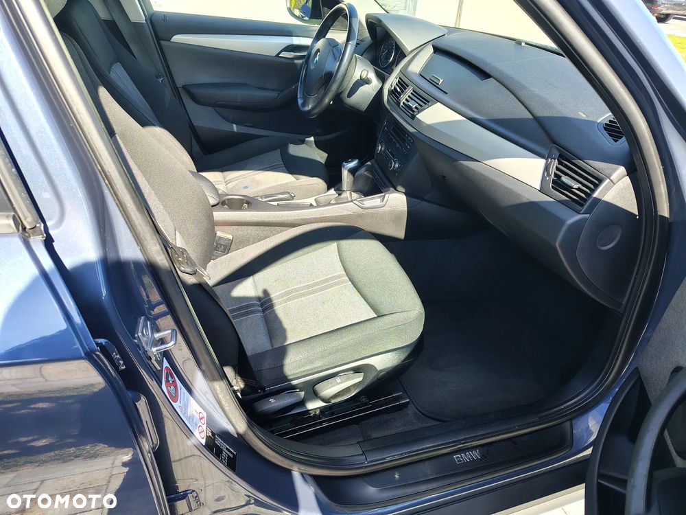 BMW X1 sDrive18i xLine - 6